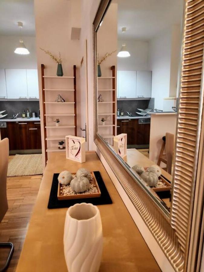Nd Exquisites Wundervolles Ruhiges Terrassenapartment Mit Garage Vienna Exterior photo