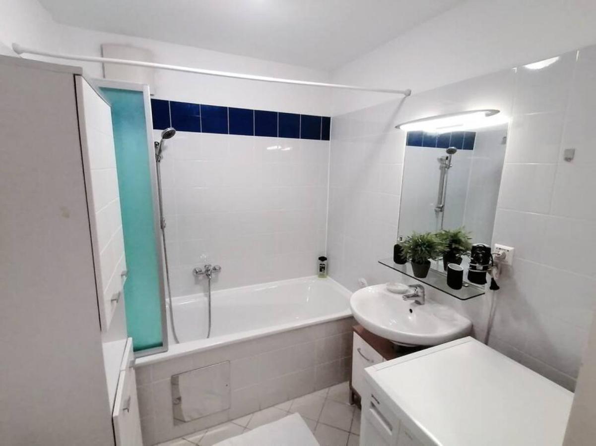 Nd Exquisites Wundervolles Ruhiges Terrassenapartment Mit Garage Vienna Exterior photo