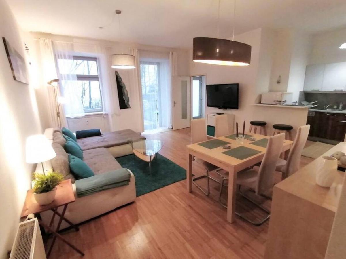 Nd Exquisites Wundervolles Ruhiges Terrassenapartment Mit Garage Vienna Exterior photo
