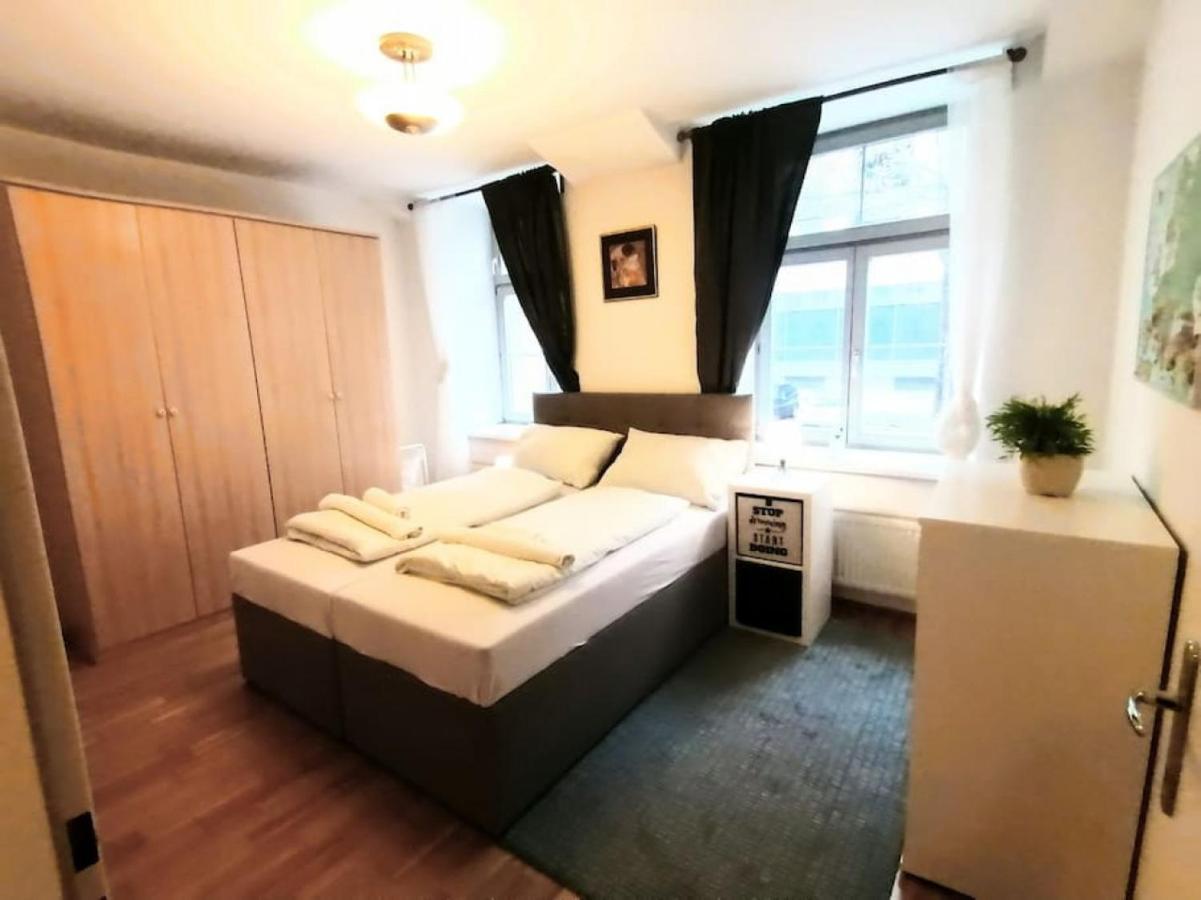 Nd Exquisites Wundervolles Ruhiges Terrassenapartment Mit Garage Vienna Exterior photo
